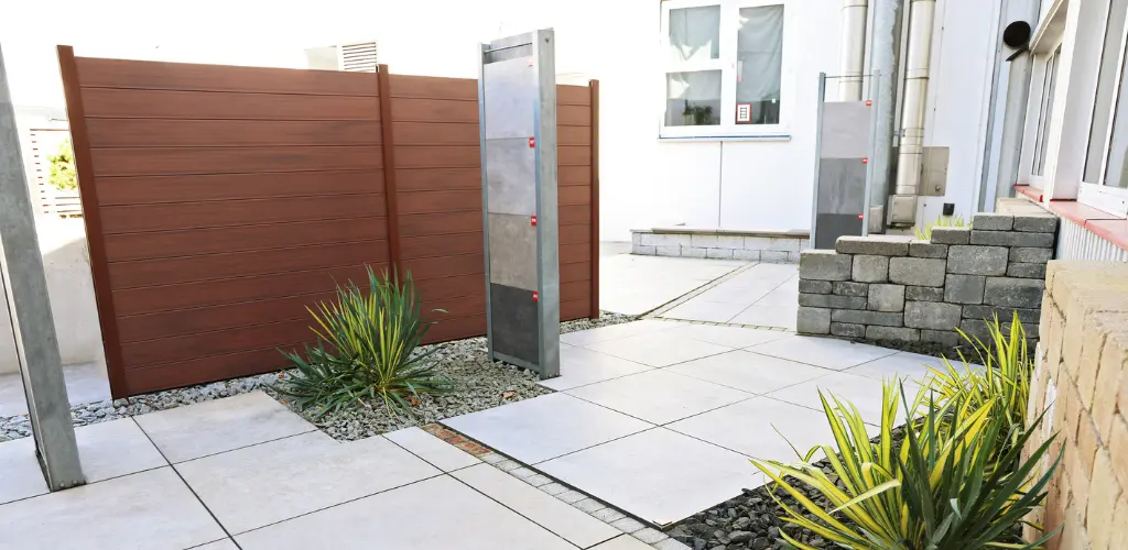 gartenausstellung loerrach sichtschutz terrasse terrassenplatten steinmauer